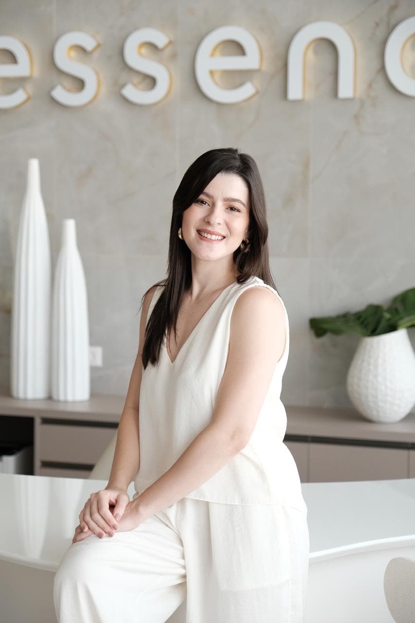 Dra. Kalina Ribeiro — Dermatologista em Fortaleza